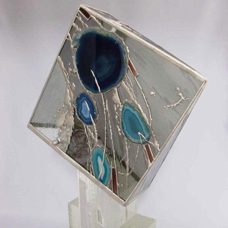 万華鏡作家 中里保子の「水の惑星」